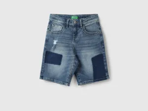 Boys Color Blocked Regular Fit Shorts