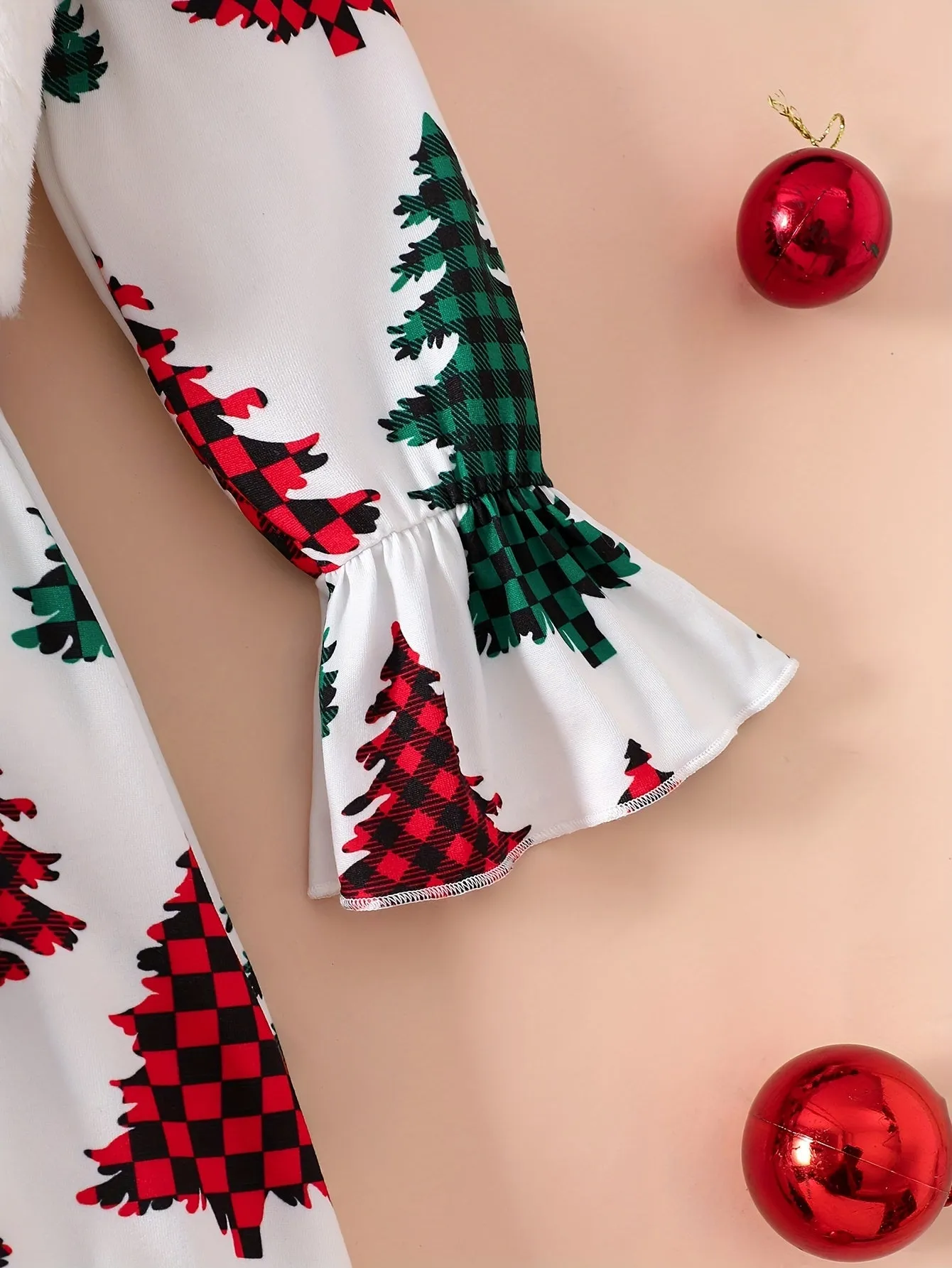 Girls' Christmas Outfit Set, Fleece Bow Vest & Christmas Tree Print Long Sleeve Dress, Polyester Knit, Regular Fit, Elastic Waist, Holiday Fashion for Kids