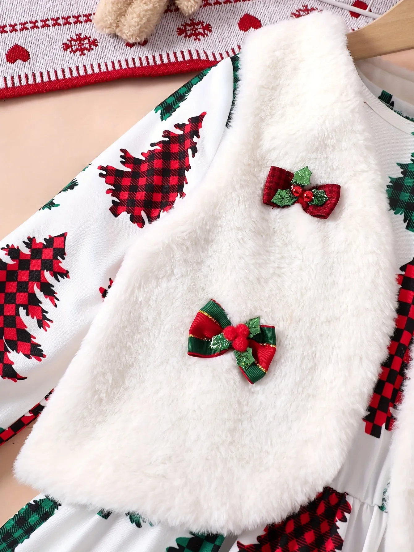 Girls' Christmas Outfit Set, Fleece Bow Vest & Christmas Tree Print Long Sleeve Dress, Polyester Knit, Regular Fit, Elastic Waist, Holiday Fashion for Kids