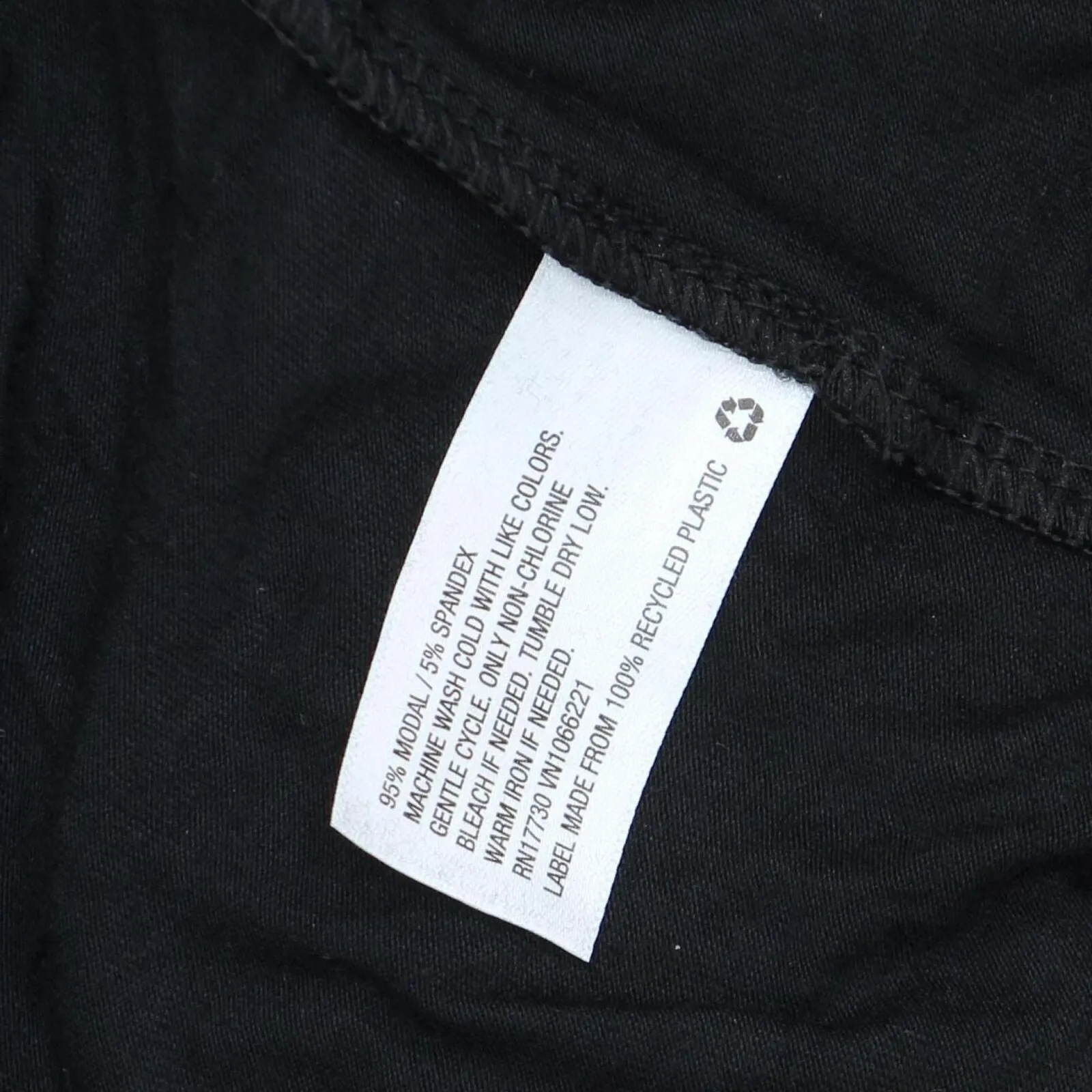 Stars Above Women's Beautifully Soft Notch Collar Pajama Set 562375 Black M